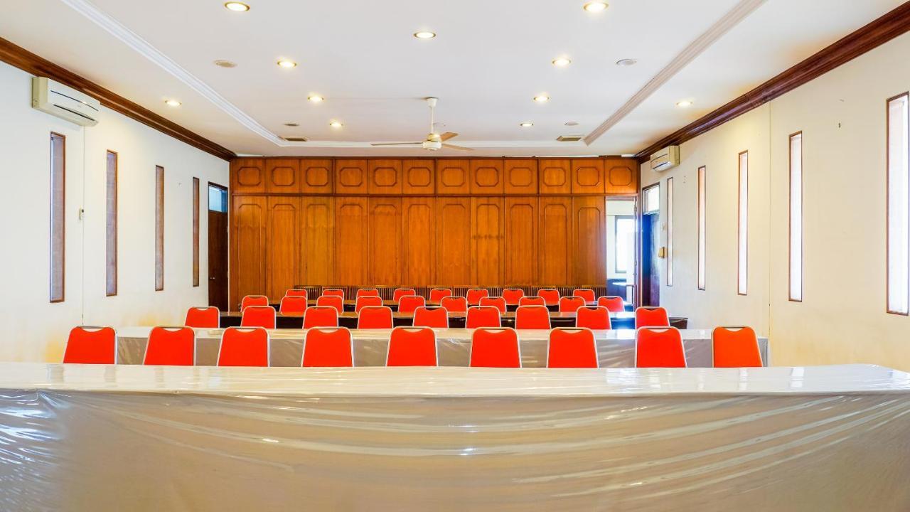 Capital O 1616 Setiabudhi Indah Hotel Бандунг Екстериор снимка